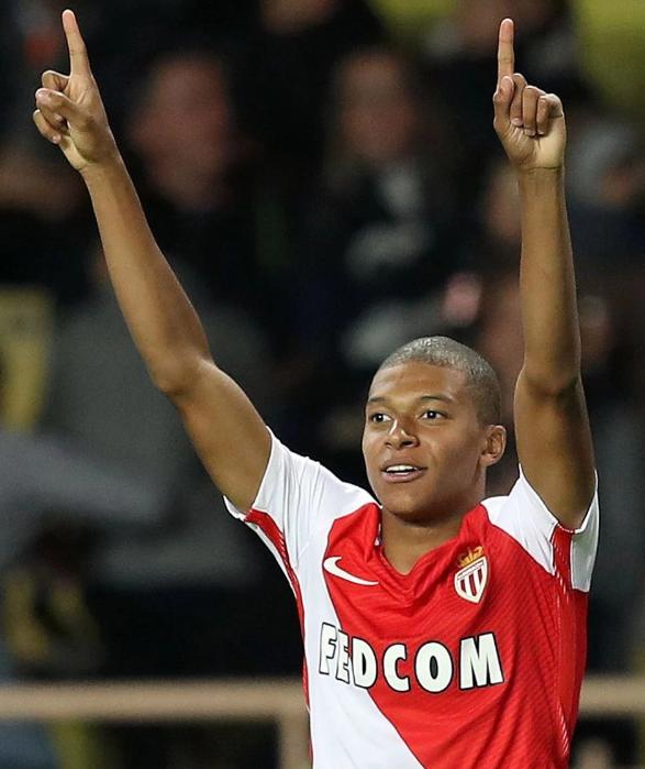 球队决策时 球队决策时