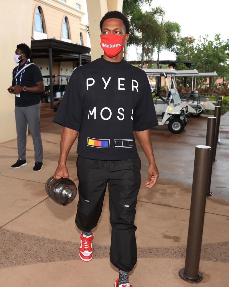 在商业与公 在商业与公