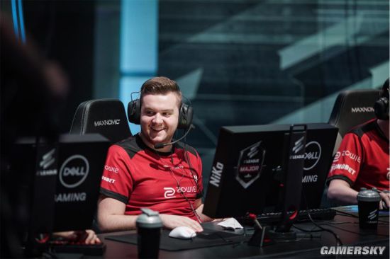 违规风险教 违规风险教