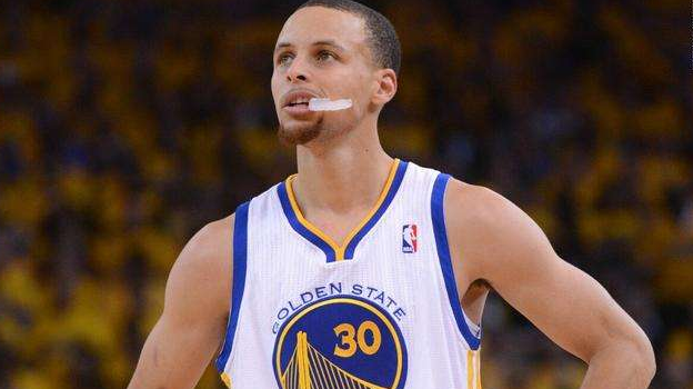 富勒姆的比 富勒姆的比